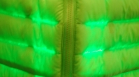 Daunenjacke mit Alieneffekt