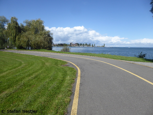 2_Radweg_See