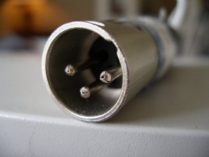 XLR plugs are more robust, but bulkier (photo: flickr/Jonathan CC BY-NC-SA)