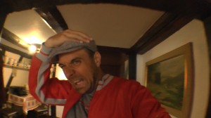Michael Wigge hat sich den Kopf an einem Dachbalken gestoßen