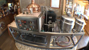 Die kleinste mobile Brauerei der Welt passt auf einen Tisch! Und funktioniert!